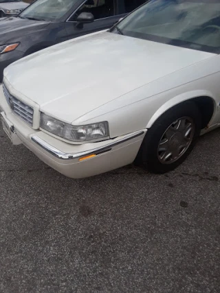 Pearl Road Auto Wrecking JunkYard in Cleveland (OH) - photo 2