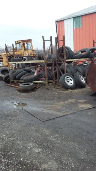 Westside Auto Wreckers JunkYard in Dayton (OH) - photo 3