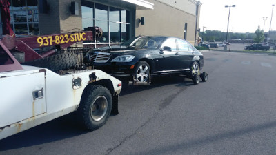 J Al's Towing Transport & Automotive Center JunkYard in Dayton (OH) - photo 2