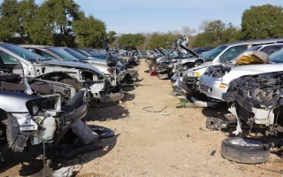 Woodville Auto JunkYard in Northwood (OH) - photo 2