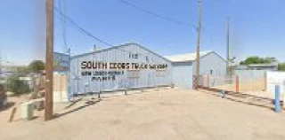 South Coors Truck Salvage JunkYard in Albuquerque (NM) - photo 4