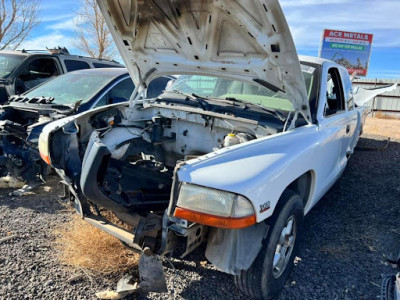 AMC Auto Sales & parts, LLC JunkYard in Albuquerque (NM) - photo 2