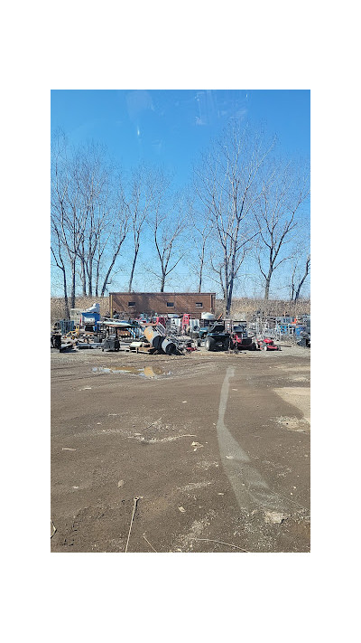 R & R Salvage Inc JunkYard in Buffalo (NY) - photo 1