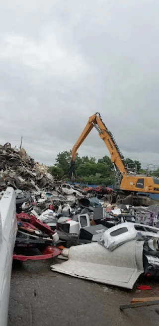 Ben Weitsman JunkYard in Rochester (NY) - photo 3