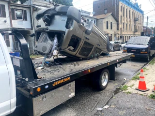 Staten Island junk cars JunkYard in New York (NY) - photo 4