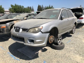 Planet Auto Wholesale JunkYard in Oakland (CA) - photo 3