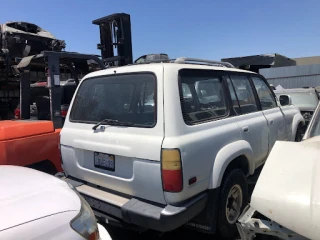 Art's Toyota Truck Parts JunkYard in Los Angeles (CA) - photo 4