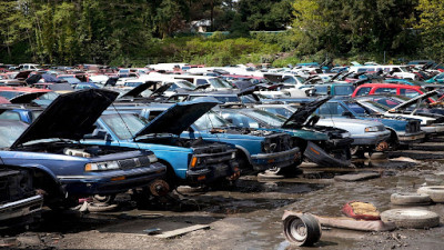 Valley Auto Salvage JunkYard in San Jacinto (CA) - photo 1