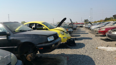 Pick-n-Pull JunkYard in Chico (CA) - photo 4