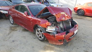 Tip's complete automotive and towing JunkYard in Clovis (CA) - photo 4