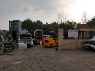 My Auto Wrecking JunkYard in Duarte (CA) - photo 3