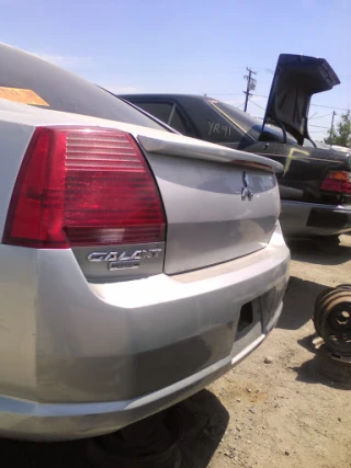 Ecology Auto Parts JunkYard in Fontana (CA) - photo 2