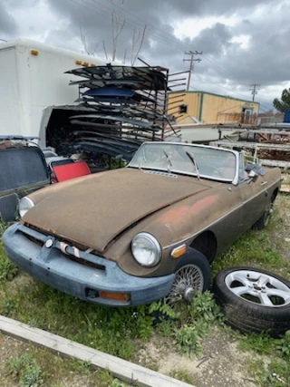 ACA Auto Salvage 2 JunkYard in Rialto (CA) - photo 4