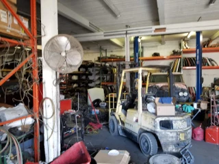 Vintage Chevy Trucks JunkYard in Fremont (CA) - photo 3