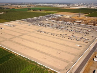 Copart - Fresno JunkYard in Fresno (CA) - photo 2