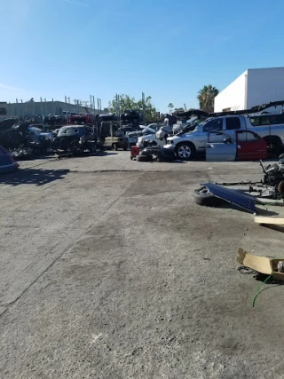 Rex Used Auto Parts JunkYard in Gardena (CA) - photo 2