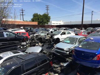 Downtown Auto Dismantlers Inc. JunkYard in Los Angeles (CA) - photo 3