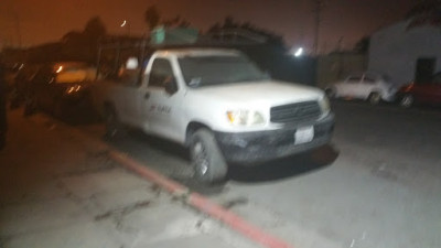 Ford Only Auto Dismantling JunkYard in Los Angeles (CA) - photo 2