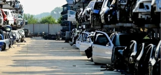 Cash for Cars JunkYard in Long Beach (CA) - photo 3