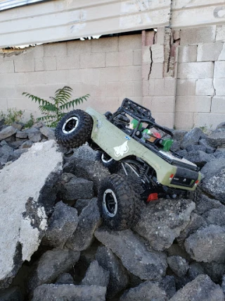 United Auto Parts JunkYard in San Bernardino (CA) - photo 3