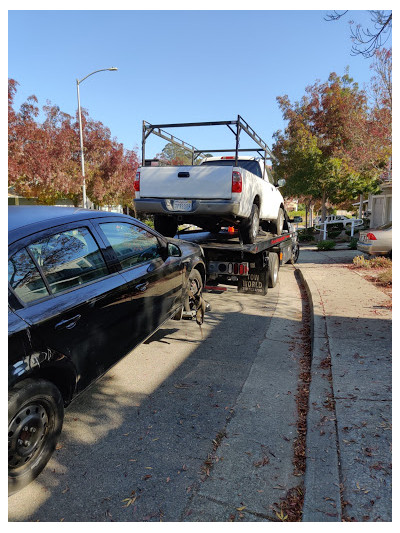 H&F Towing JunkYard in San Rafael (CA) - photo 1